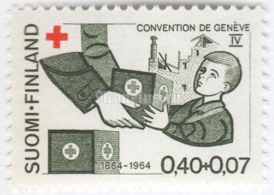 марка Финляндия 0,40+0,07 марки "handing out of Red Cross Package to a Child" 1964 год
