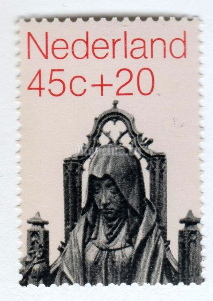 марка Нидерланды 45+20 центов "Wooden church statue: Saint Anne" 1971 год