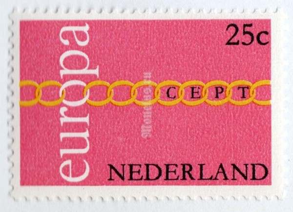 марка Нидерланды 25 центов "C.E.P.T.- Chains" 1971 год