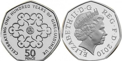 монета Великобритания 50 пенсов 2010 год 100 лет женской организации скаутов