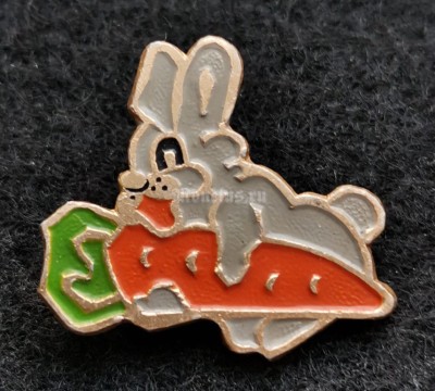 Значок детский Заяц с морковкой, клеймо КОС