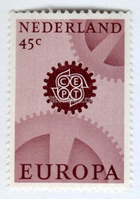 марка Нидерланды 45 центов "C.E.P.T.- Cogwheels" 1967 год