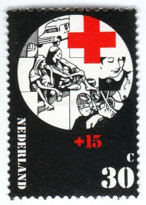 марка Нидерланды 30+15 центов "Red Cross activities" 1972 год