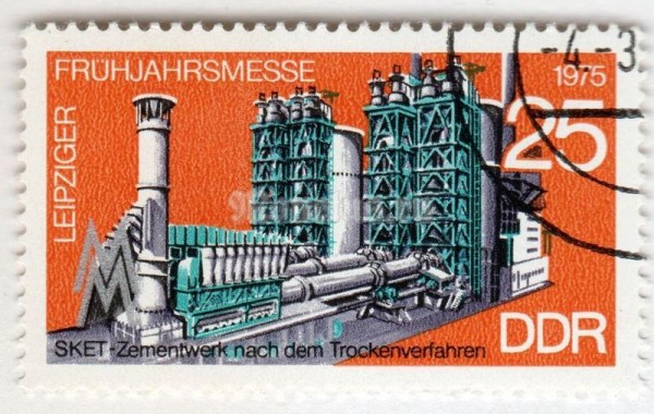 марка ГДР 25 пфенниг "Cement work SKET" 1975 год Гашение