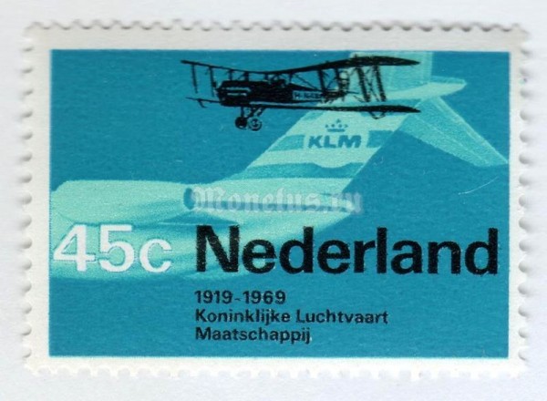 марка Нидерланды 45 центов "Biplane "De Havilland" DH-9 & jetplane Douglas DC-9" 1968 год