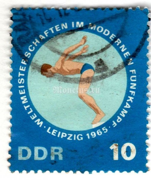 марка ГДР 10 пфенниг "Swimming" 1965 год Гашение