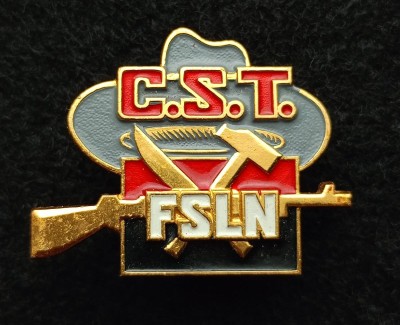 Значок C.S.T. FSLN Сандинистский фронт национального освобождения Никарагуа Политическая партия