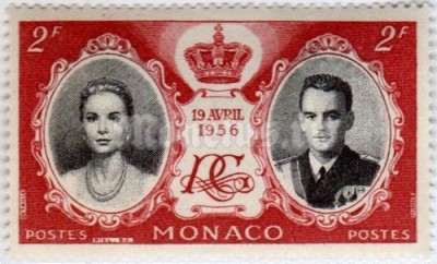 марка Монако 2 франка "Grace Kelly, Prince Rainier III, crown and monogram" 1956 год