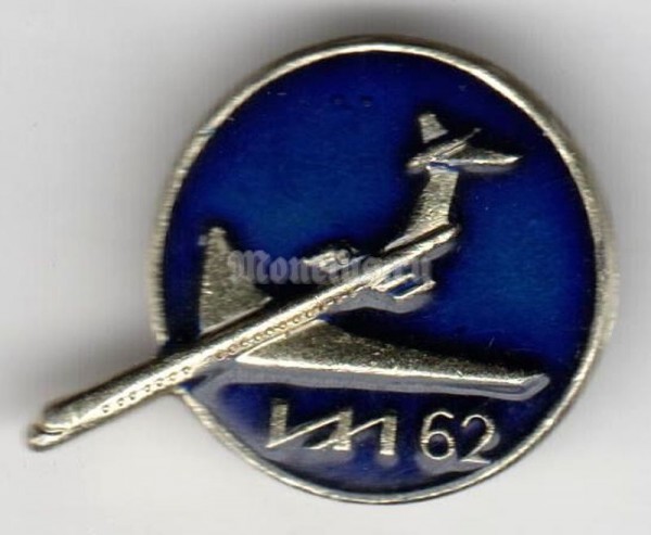 Значок ( Авиация ) ИЛ-62