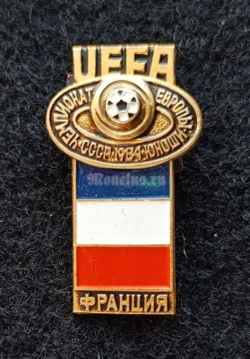 Значок ( Спорт ) "Чемпионат Европы по футболу среди юношей СССР-1984" Франция UEFA 