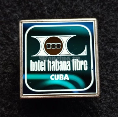 Значок Cuba Куба Hotel Habana Libre Отель Гавана, ситалл зеркальный стекло