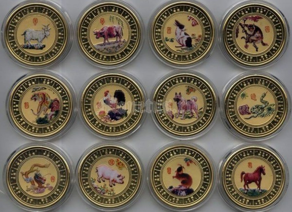 Китай набор из 12 медалей лунный календарь