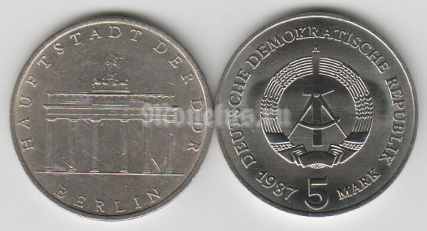 монета ГДР 5 марок 1987 год Браденбургские ворота
