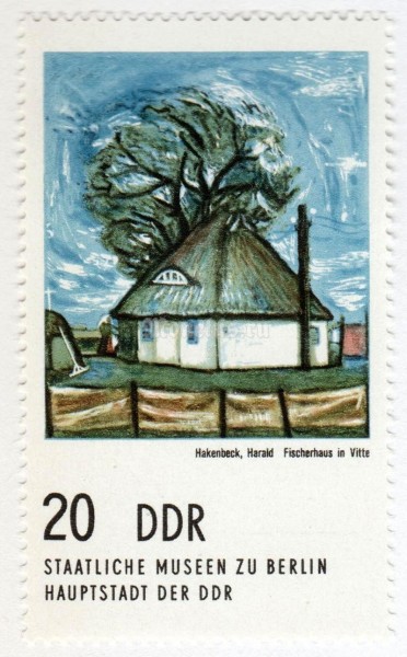 марка ГДР 20 пфенниг "Fishing house in Vitte" 1974 год