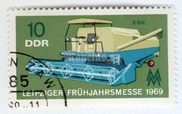 марка ГДР 10 пфенниг "Combine harvester" 1969 год Гашение