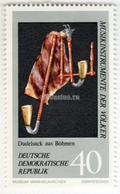 марка ГДР 40 пфенниг "Bagpipes" 1971 год 