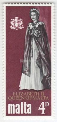 марка Мальта 4 пенни "Queen in Robes of Order of St. Michael & St. George" 1967 год