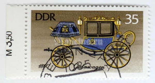 марка ГДР 35 пфенниг "Gala carriages" 1976 год Гашение