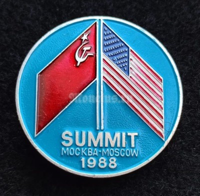 Значок SUMMIT Саммит Москва Moscow СССР и США USSR USA 1988 флаг