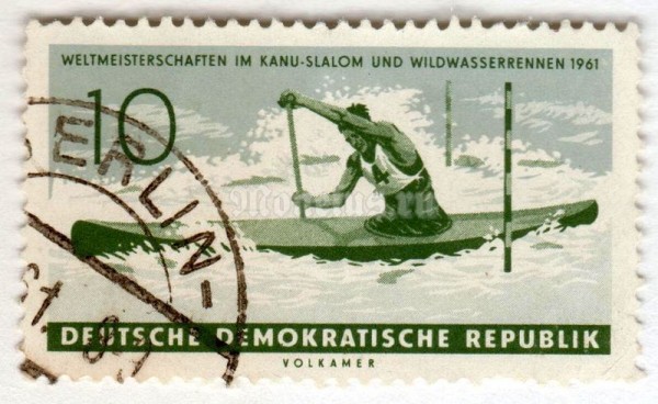 марка ГДР 10 пфенниг "Canoeing" 1961 год Гашение