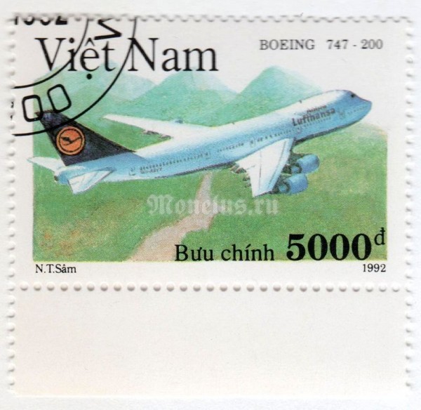 марка Вьетнам 5000 донг "Boeing 747 - 200" 1992 год Гашение