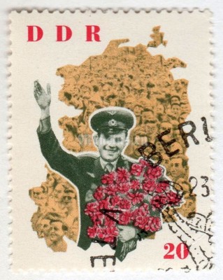 марка ГДР 20 пфенниг "Gagarin at rally" 1963 год Гашение